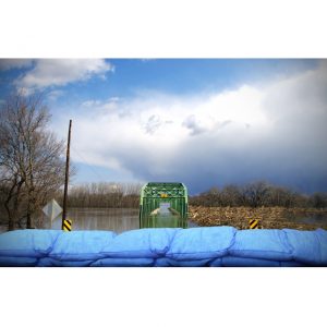 Ultra-Aqua Bag, Sandless Sandbag flood scene